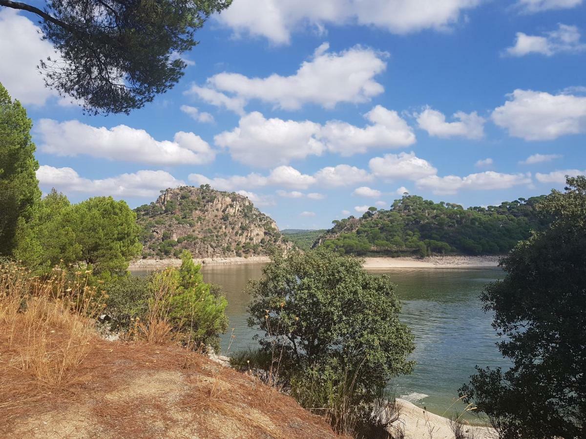 Retiro Chic Frente Al Lago - A 1 Hora De Madrid, Pantano De San Juan San Martín de Valdeiglesias Exterior foto